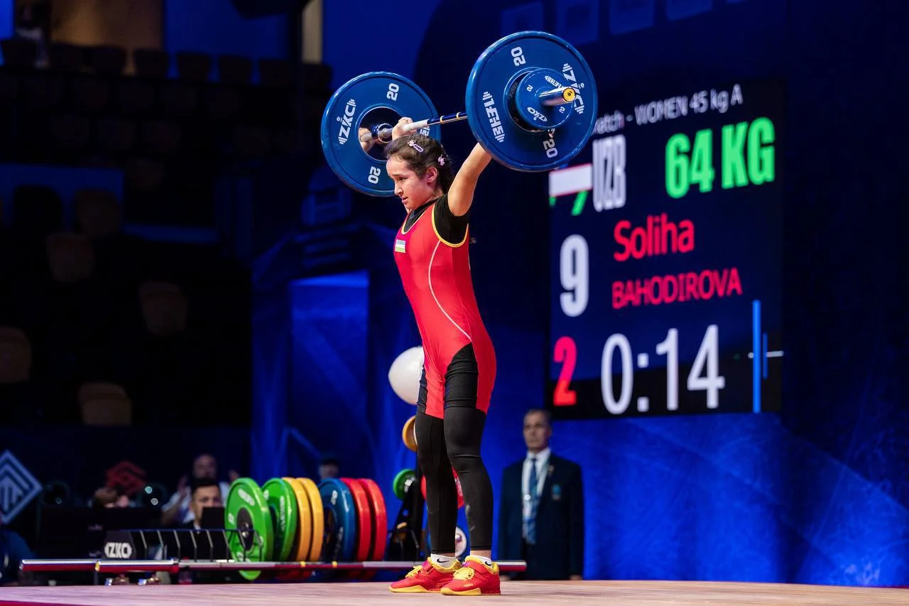 Юная тяжелоатлетка Узбекистана выиграла бронзу чемпионата Азии