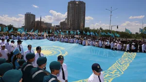 Более четырёх тысяч человек отметили День госсимволов в Караганде