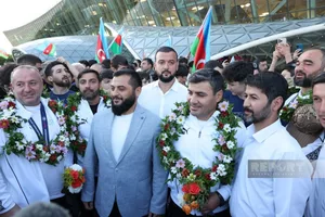 Сборная Азербайджана по мини-футболу вернулась на родину