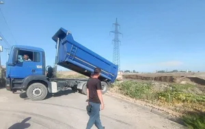 В Бектемирском районе Ташкента обрушилось бетонное укрепление берега