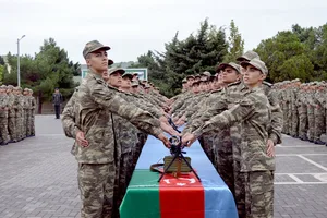 Ильхам Алиев подписал распоряжение о призыве на срочную военную службу