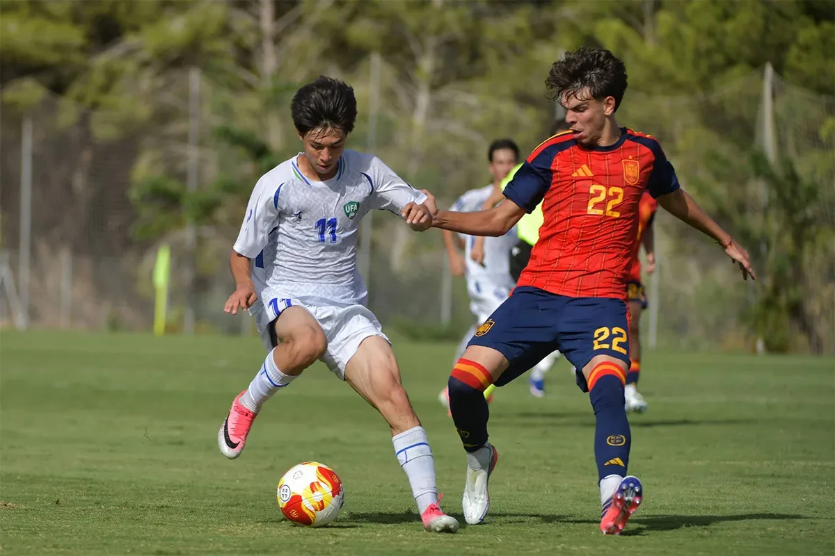 Испания U-17 обыграла Узбекистан со счётом 3:0