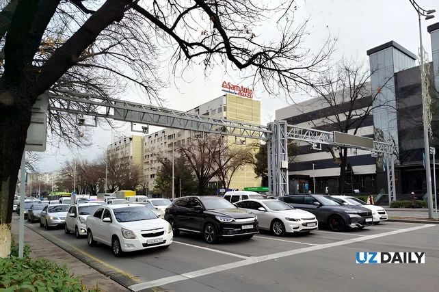 Вузы Ташкента начнут занятия в 08:00 для разгрузки дорог