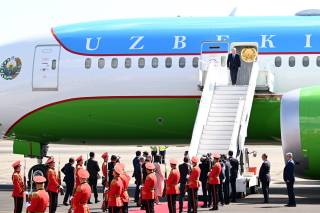 Президент Узбекистана прибыл в Грузию