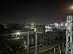 Энергетики полностью восстановили электроснабжение после аварии на подстанции в Ташкенте