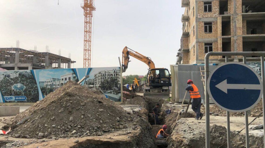 Более тысячи строек в Ташкенте переведут на новые требования