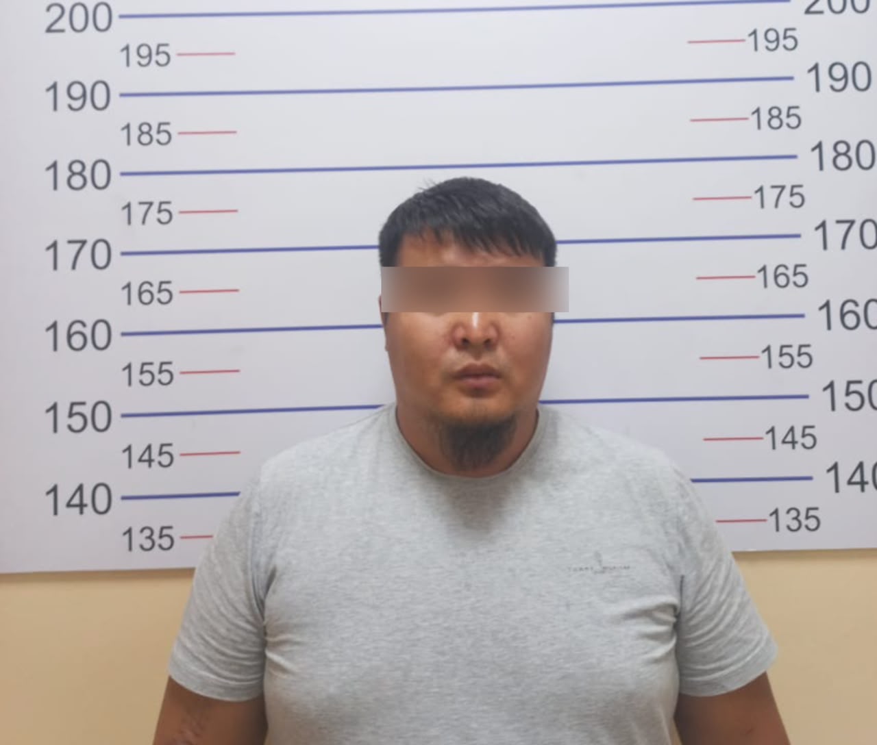 В Бишкеке мужчина повздорил с водителем автобуса. Его задержали
