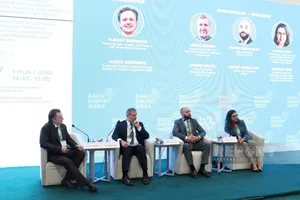 Хикмет Абдуллаев: SOCAR трансформируется из традиционной нефтегазовой в энергетическую компанию