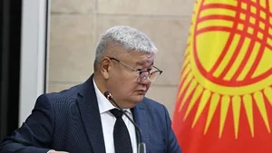 Таалайбек Ибраев подал заявление об освобождении от должности в связи с выходом на пенсию