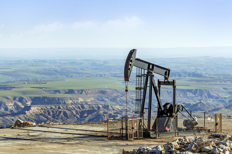 Азербайджанская нефть подешевела