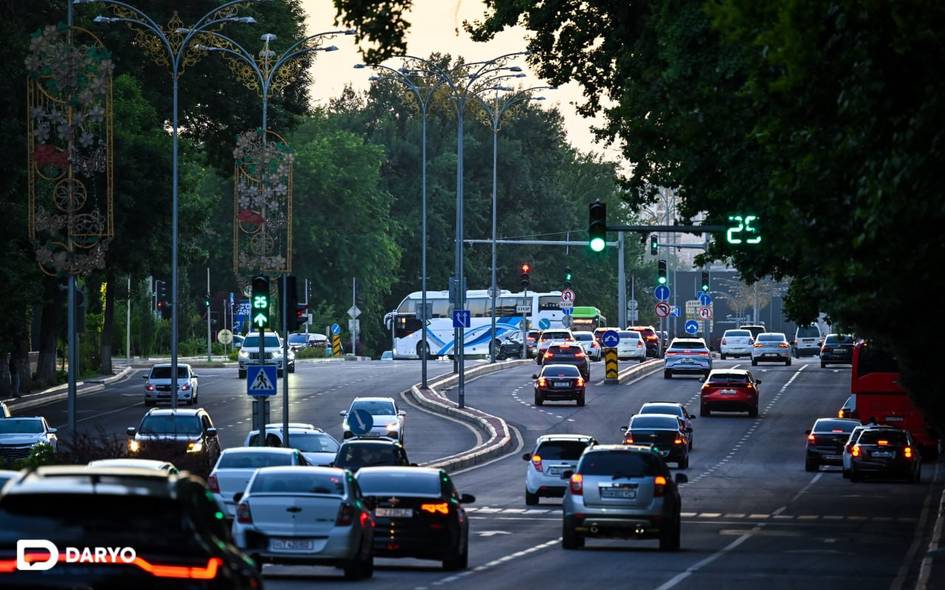 Водители в Узбекистане смогут обращаться за страховой выплатой напрямую к страховщику виновника ДТП Новый порядок усиливает защиту прав и законных интересов потребителей страховых услуг. В частности, теперь при оформлении полиса ОСАГО с неограниченным числом водителей больше не требуется указывать владельца автомобиля, совладельцев и их близких родственников — их гражданская ответственность считается автоматически застрахованной.