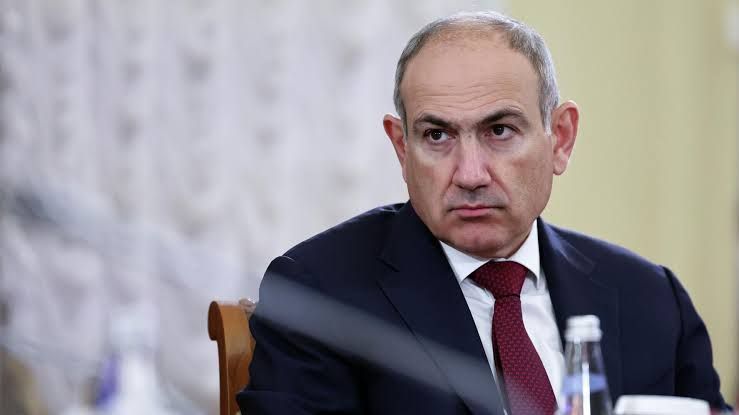 Премьер-министр Армении Никол Пашинян подал в отставку