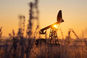 Нефть растет