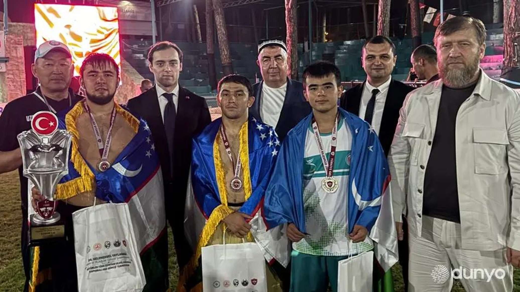 Узбекистанцы выиграли три медали на турнире по "Аба кураши" в Турции