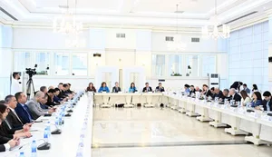 В парламенте Азербайджана прошли совместное заседание комитетов и общественные слушания