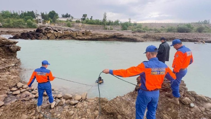 В реке Нарын обнаружено тело женщины
