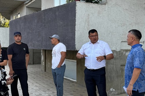 В Баткенской области легализовали два проблемных 9-этажных жилых дома