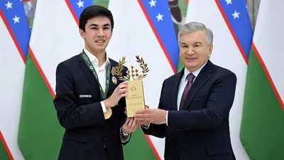 Государственная награда для победителя: Синдаров получил орден из рук президента