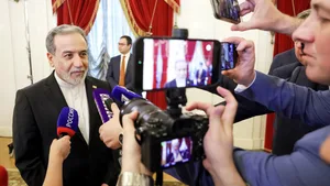 Аракчи подтвердил возможность хранения обогащенного урана в РФ