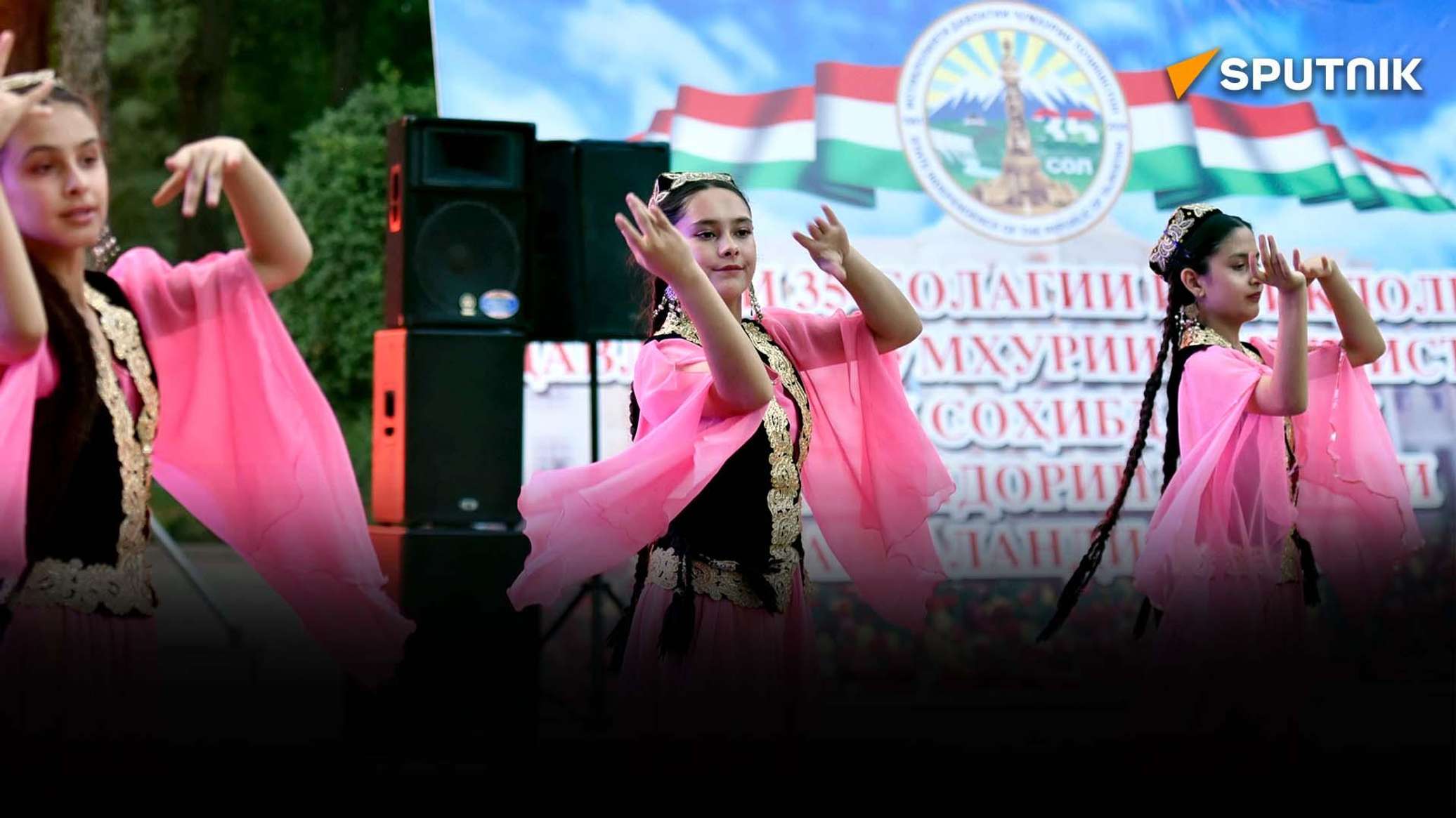 В Душанбе прошли Дни культуры района Деваштич - видео