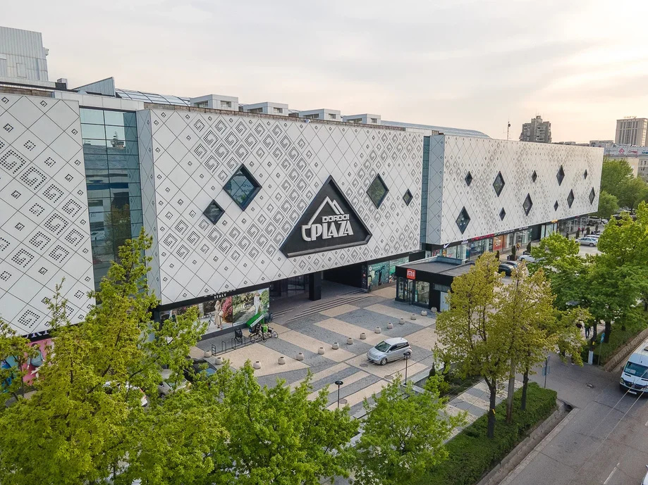 Торговый центр Dordoi Plaza-2 в Бишкеке не работает с вечера 12 августа. Что случилось?