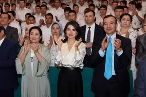 Саида Мирзиёева поделилась впечатлениями от спектакля "Адолат фасли"