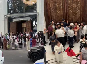 Праздник за закрытыми дверями. В Ташкенте разгорелся скандал из-за выпускного вечера в университете имени Навои. Видео