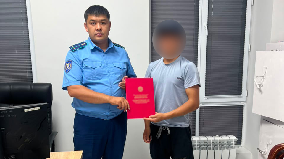 Прокуратура добилась выделения сироте шести соток под строительство дома