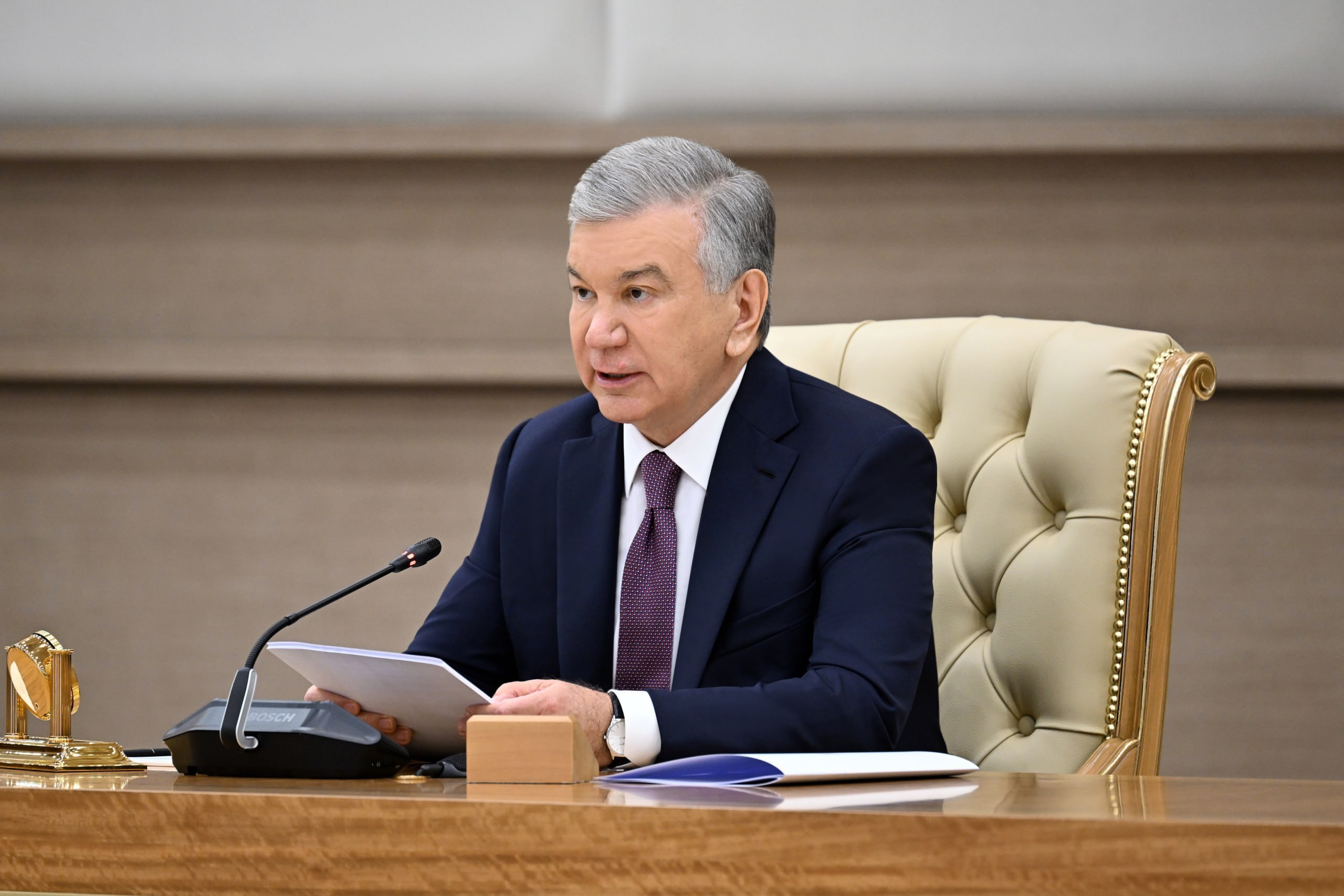 «Не хватает ответственности и инициативы» — президент раскритиковал работу «махаллинских семёрок»