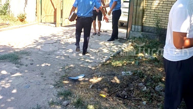 В селе Кожомкул Сокулукского района проходит рейд по предупреждению «закладок»