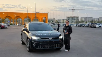 Победительнице фестиваля "Инженеры будущего" подарили электромобиль Volkswagen