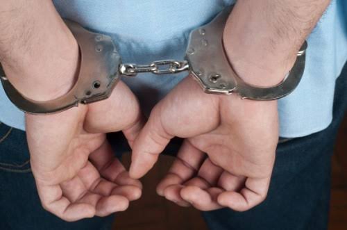 В Баткенской области задержали более 20 человек. Источники сообщили о выстрелах