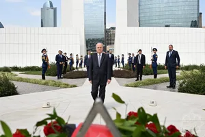 Премьер-министр Государства Палестина посетил Парк Победы в Баку