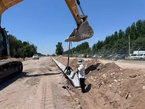 В Бишкеке продолжается строительство альтернативной дороги к аэропорту "Манас"