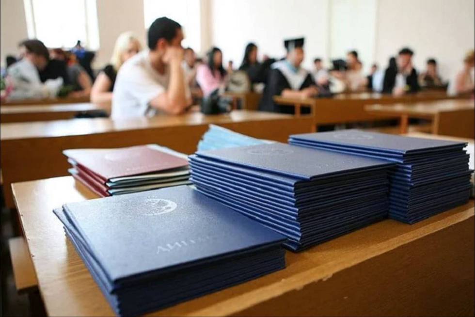 В Узбекистане упростят присуждение научных степеней