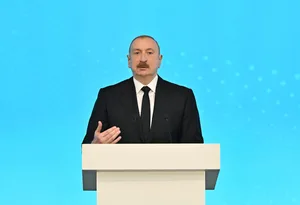 Президент Ильхам Алиев: Сегодня мы тесно сотрудничаем с нашими партнерами по вопросам прокладки энергетических кабелей