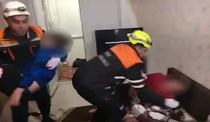 В Сураханском районе спасли запертого в квартире ребёнка