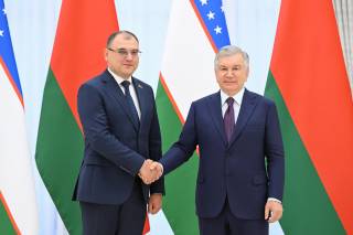 Президент Узбекистана принял делегацию Беларуси