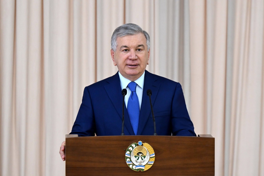 Шавкат Мирзиёев поздравил журналистов и пообещал новые меры поддержки