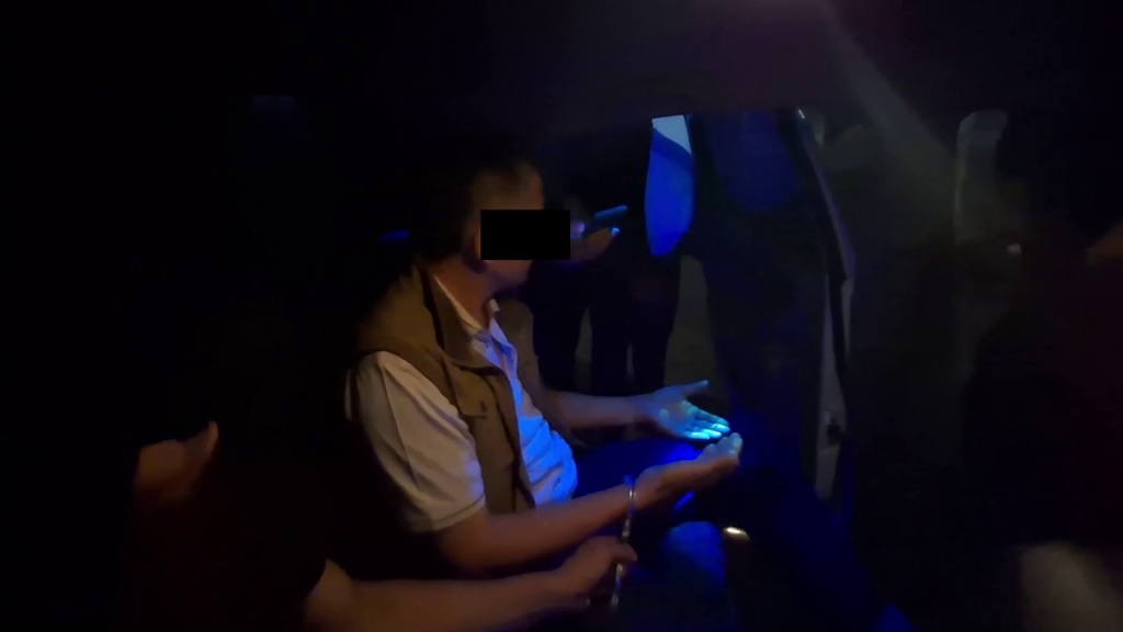 В Кашкадарье попытались "замять" дело с запрещенными религиозными материалами. Видео