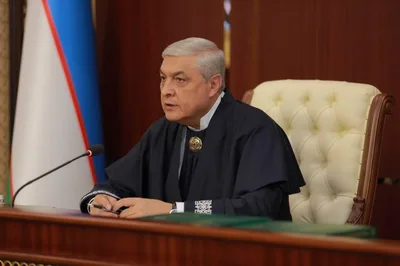 Шавкат Мирзиёев внес представление об освобождении главы Верховного суда