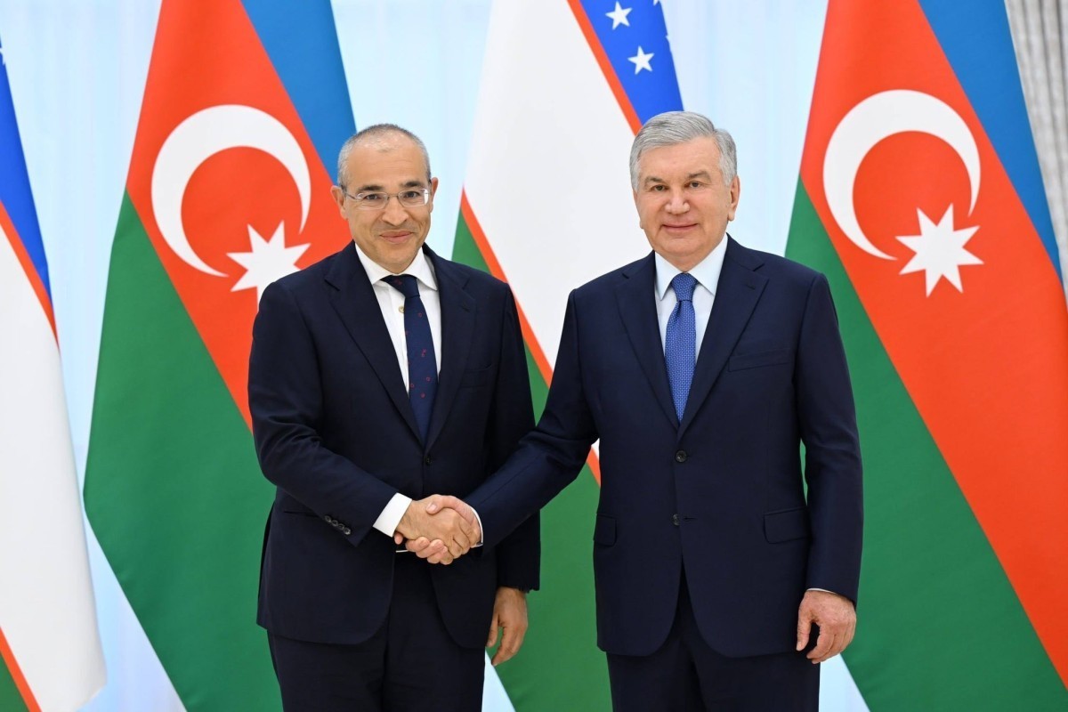Президент Узбекистана принял министра экономики Азербайджана