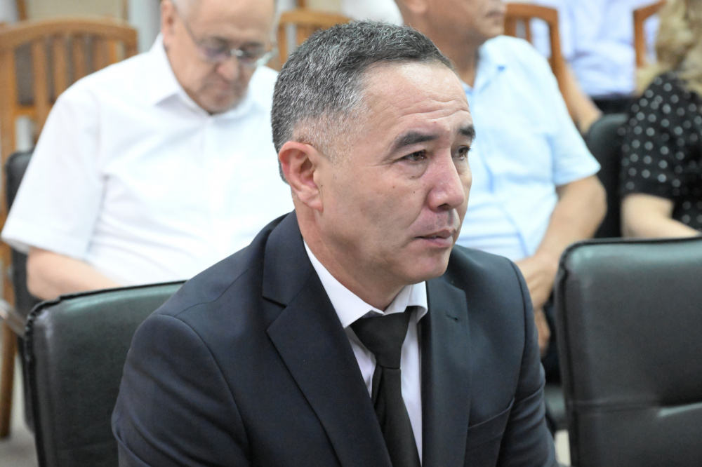 Коллективу Верховного суда представили нового судью