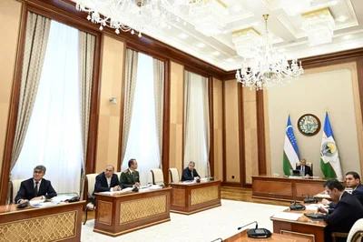 Шавкату Мирзиёеву представили план развития транзитных коридоров и логистики