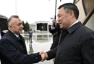 Президент Кыргызстана прибыл с визитом в Азербайджан