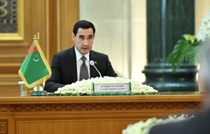 Президент Туркменистана прибыл с визитом в Азербайджан