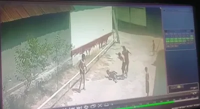В Андижане мужчина жестоко избил 9-летнего мальчика. Видео