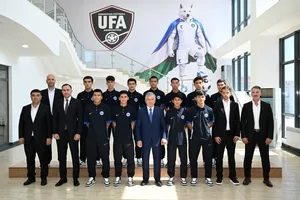 Шавкат Мирзиёев ознакомился с работой футбольной академии клуба "Навбахор" в Намангане