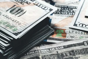 ЦБА: Покупка наличной валюты превысила ее продажу на $311 млн за 5 месяцев 2026г
