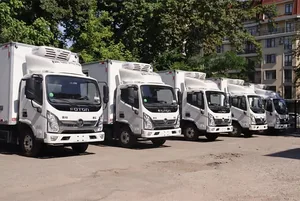 В регионы Кыргызстана передали 10 машин для перевозки медицинских отходов